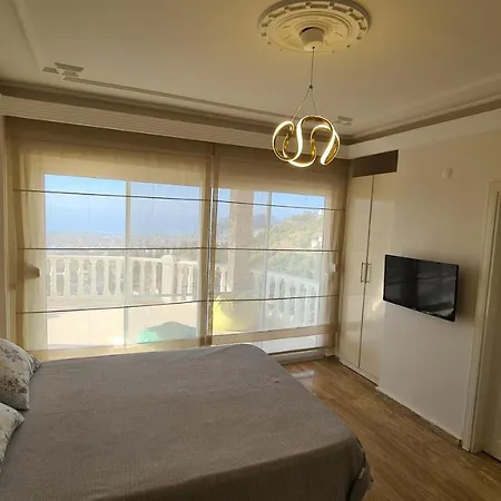 уютная с шикарным панорамным видом Apartment *