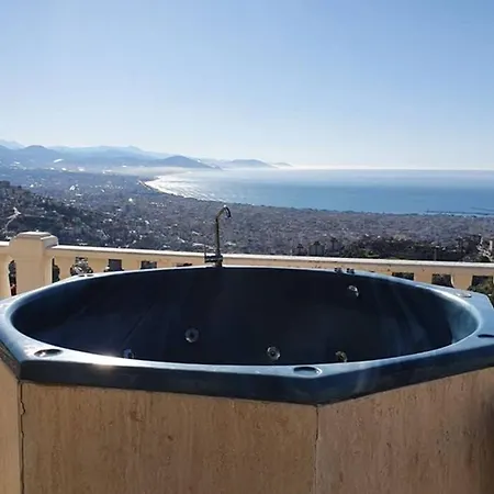 Apartment уютная с шикарным панорамным видом