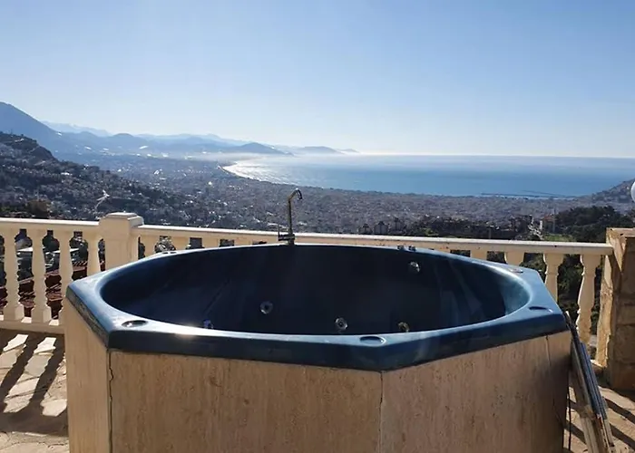 Апартаменты уютная с шикарным панорамным видом