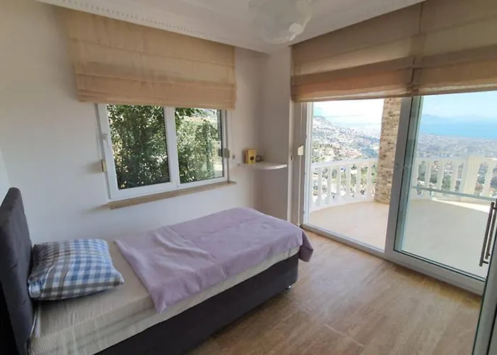 уютная с шикарным панорамным видом Апартаменты Алания