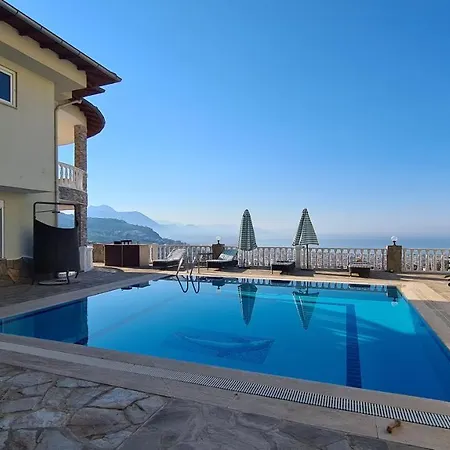 уютная с шикарным панорамным видом * ألانيا