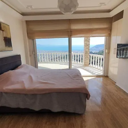 Апартаменты уютная с шикарным панорамным видом