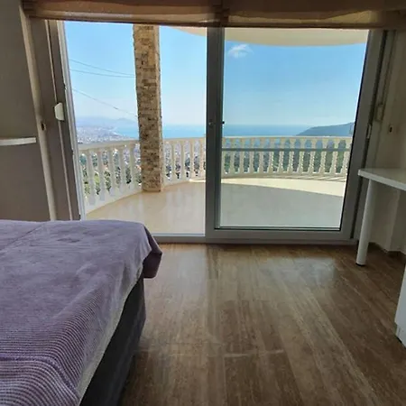 уютная с шикарным панорамным видом Апартаменты Алания